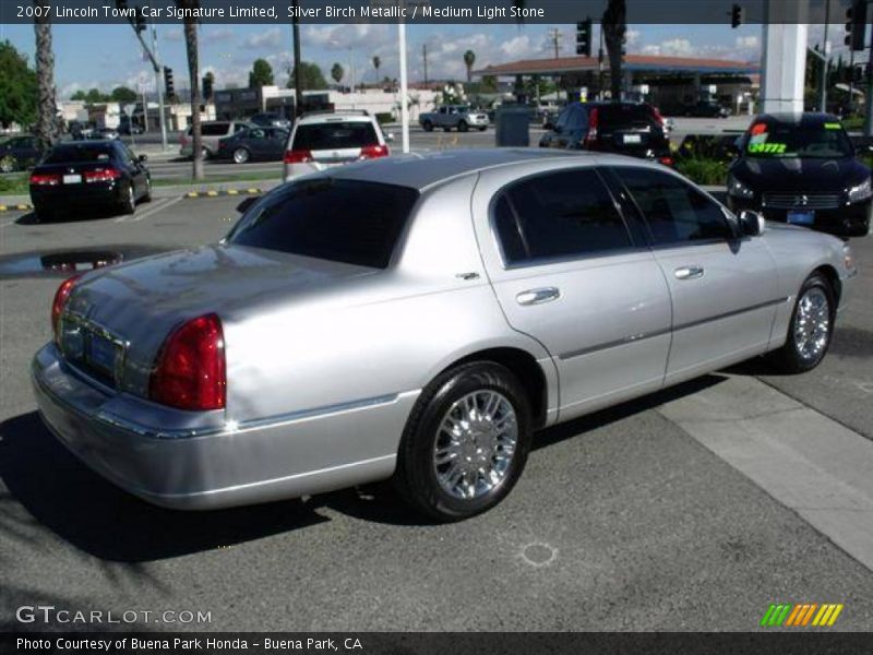 Silver Birch Metallic / Medium Light Stone 2007 Lincoln Town Car Signature Limited