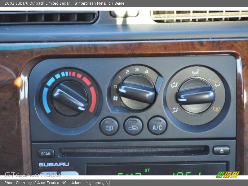 Wintergreen Metallic / Beige 2002 Subaru Outback Limited Sedan