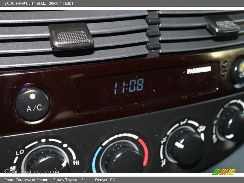 Black / Taupe 2008 Toyota Sienna LE