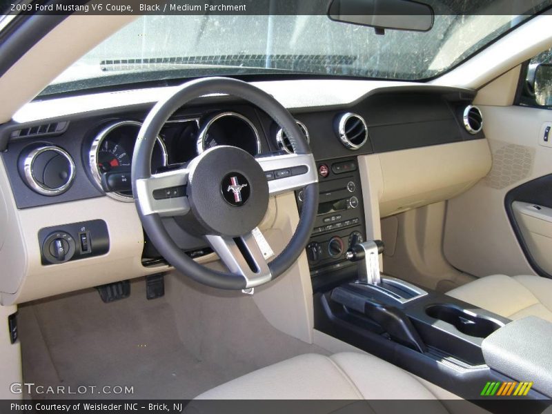 Black / Medium Parchment 2009 Ford Mustang V6 Coupe