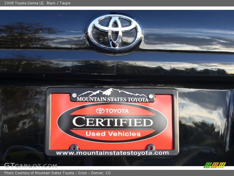 Black / Taupe 2008 Toyota Sienna LE