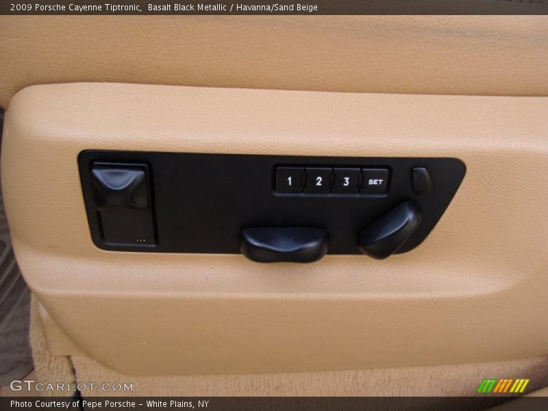 Basalt Black Metallic / Havanna/Sand Beige 2009 Porsche Cayenne Tiptronic