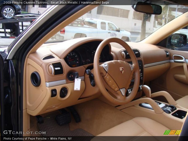 Basalt Black Metallic / Havanna/Sand Beige 2009 Porsche Cayenne Tiptronic
