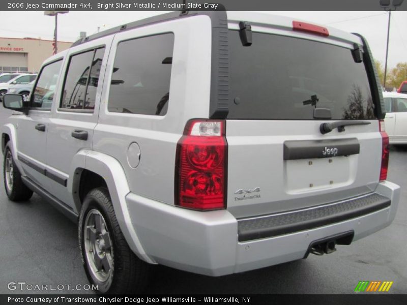 Bright Silver Metallic / Medium Slate Gray 2006 Jeep Commander 4x4