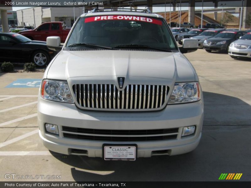 Oxford White / Camel 2006 Lincoln Navigator Luxury