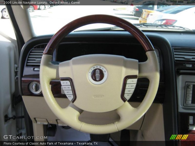 Oxford White / Camel 2006 Lincoln Navigator Luxury