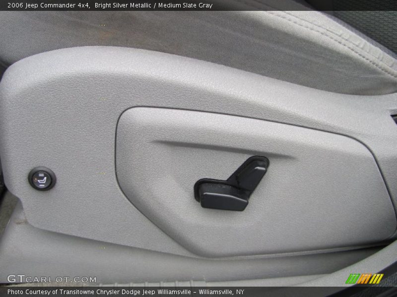 Bright Silver Metallic / Medium Slate Gray 2006 Jeep Commander 4x4