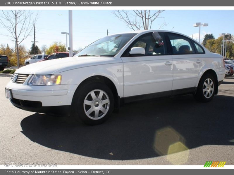 Candy White / Black 2000 Volkswagen Passat GLS 1.8T Sedan