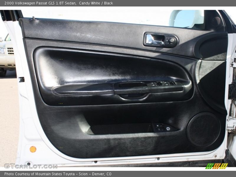 Candy White / Black 2000 Volkswagen Passat GLS 1.8T Sedan