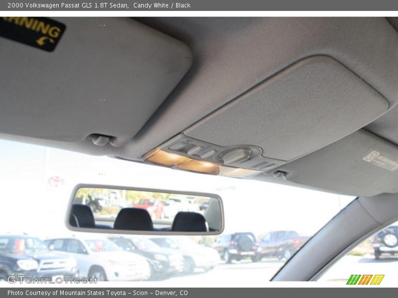 Candy White / Black 2000 Volkswagen Passat GLS 1.8T Sedan