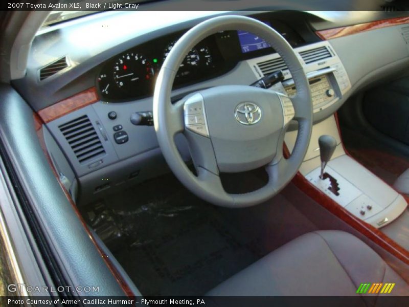 Black / Light Gray 2007 Toyota Avalon XLS