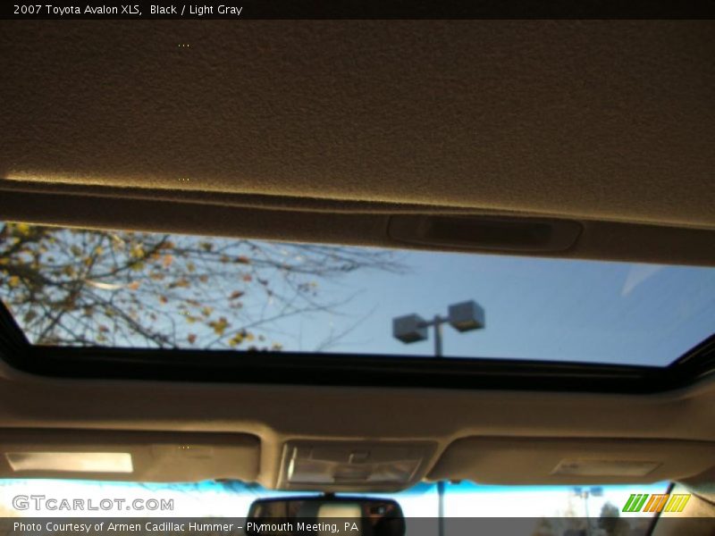 Black / Light Gray 2007 Toyota Avalon XLS