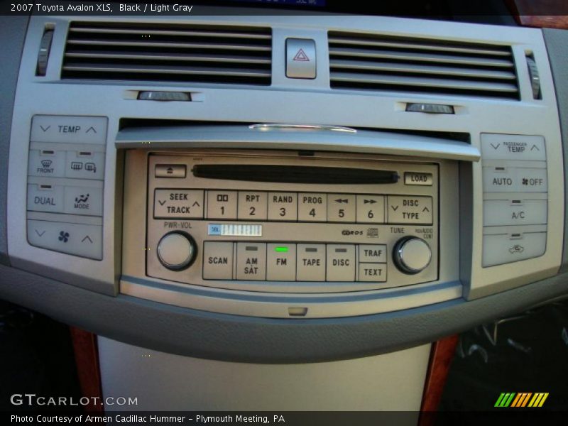 Black / Light Gray 2007 Toyota Avalon XLS