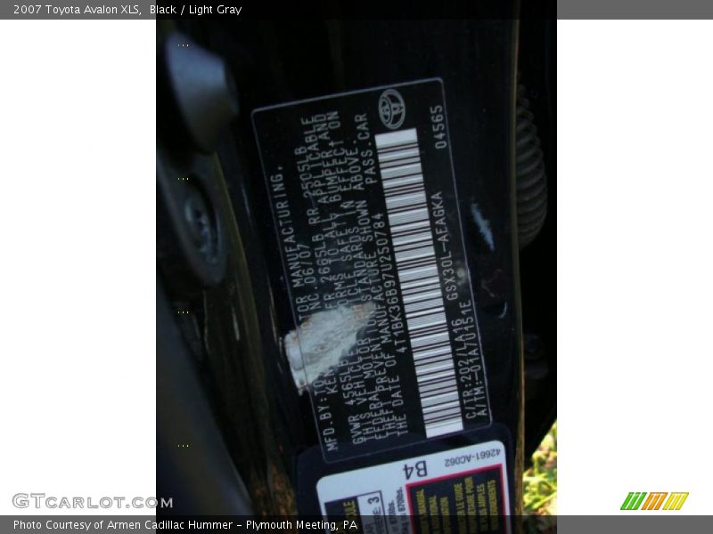 Black / Light Gray 2007 Toyota Avalon XLS