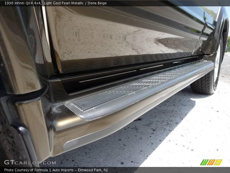Light Gold Pearl Metallic / Stone Beige 1998 Infiniti QX4 4x4