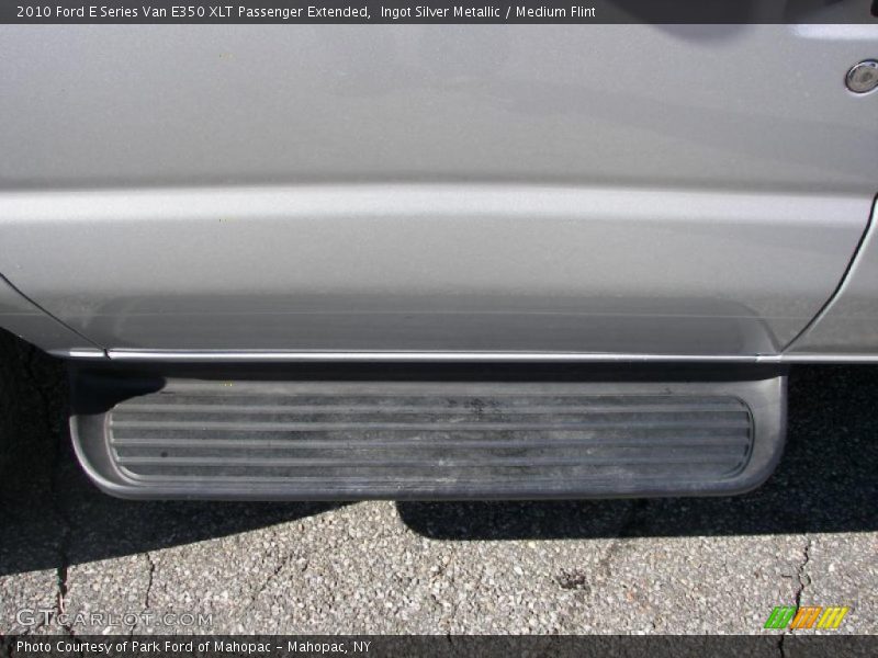 Ingot Silver Metallic / Medium Flint 2010 Ford E Series Van E350 XLT Passenger Extended