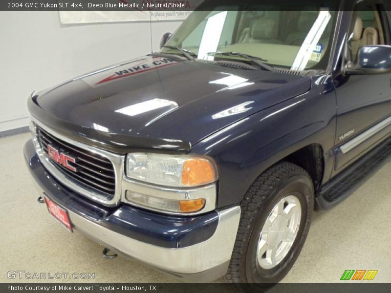 Deep Blue Metallic / Neutral/Shale 2004 GMC Yukon SLT 4x4