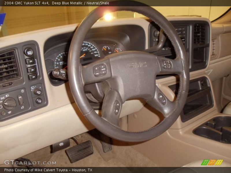 Deep Blue Metallic / Neutral/Shale 2004 GMC Yukon SLT 4x4