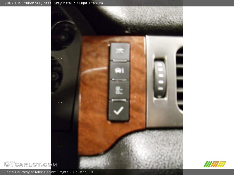 Steel Gray Metallic / Light Titanium 2007 GMC Yukon SLE