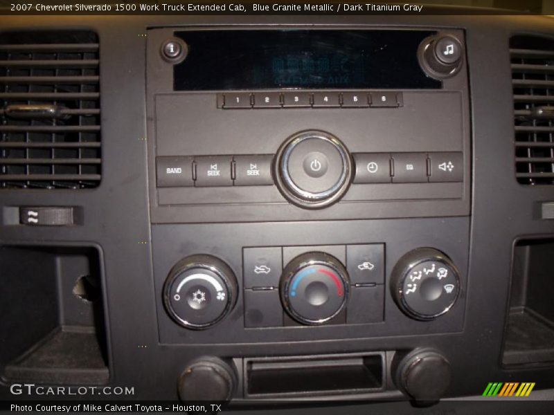 Controls of 2007 Silverado 1500 Work Truck Extended Cab
