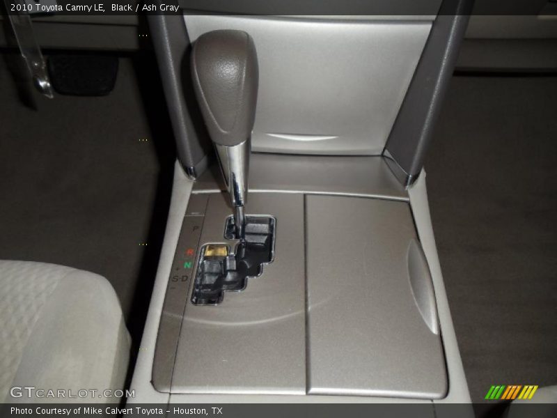 Black / Ash Gray 2010 Toyota Camry LE