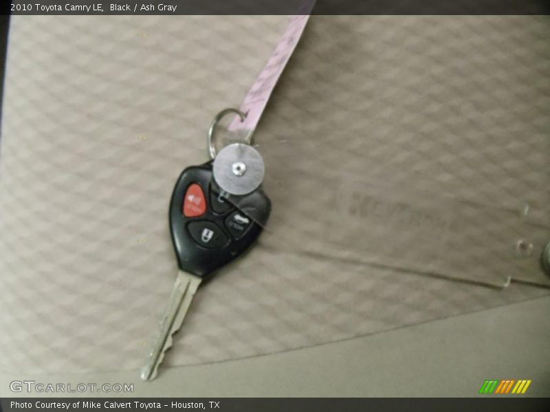 Black / Ash Gray 2010 Toyota Camry LE