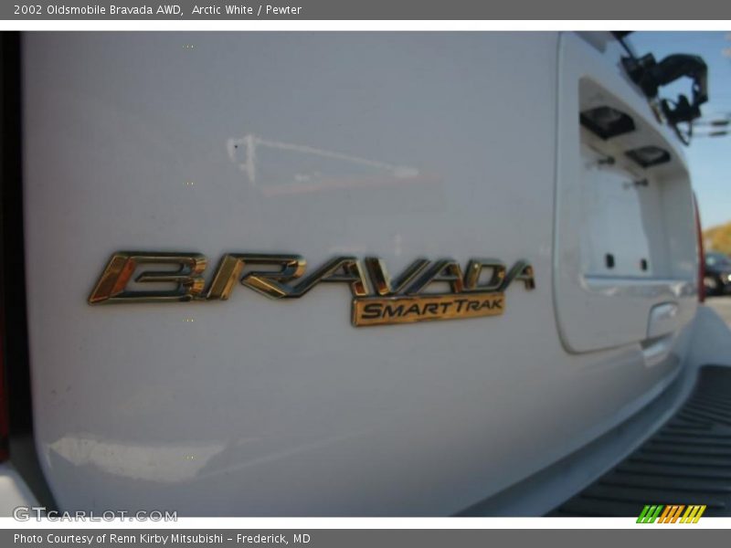 Arctic White / Pewter 2002 Oldsmobile Bravada AWD