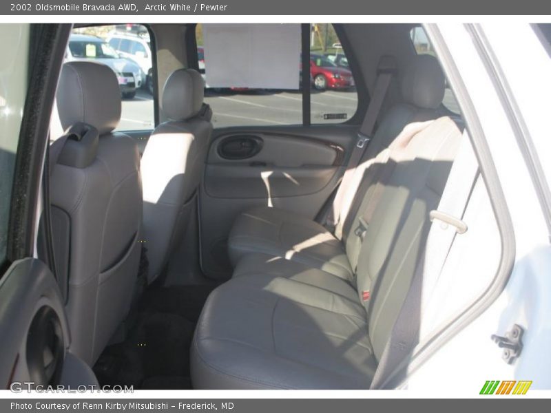 Arctic White / Pewter 2002 Oldsmobile Bravada AWD