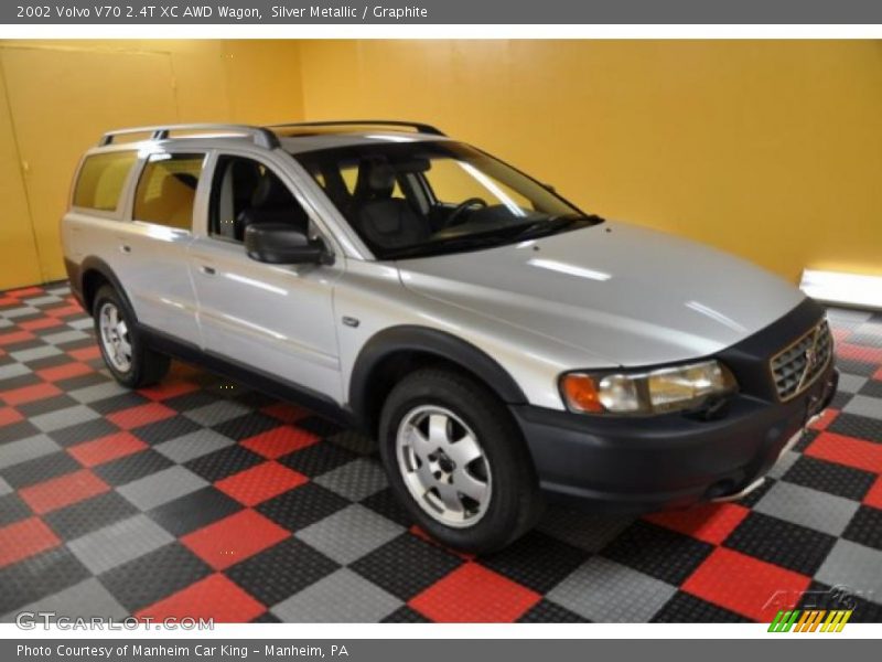 Silver Metallic / Graphite 2002 Volvo V70 2.4T XC AWD Wagon