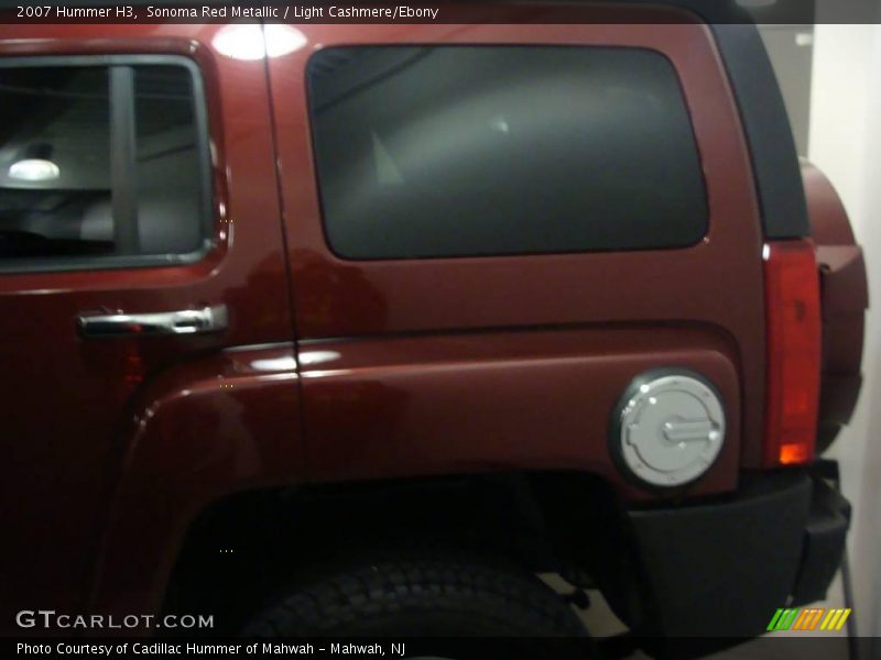 Sonoma Red Metallic / Light Cashmere/Ebony 2007 Hummer H3