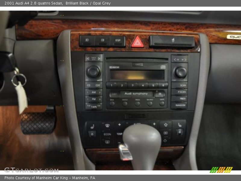 Controls of 2001 A4 2.8 quattro Sedan