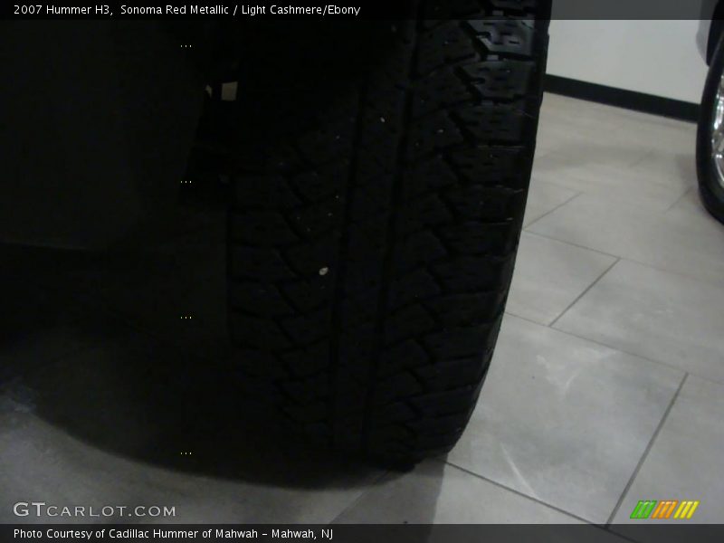 Sonoma Red Metallic / Light Cashmere/Ebony 2007 Hummer H3