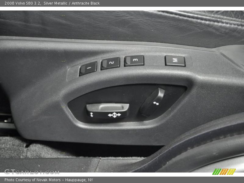 Silver Metallic / Anthracite Black 2008 Volvo S80 3.2