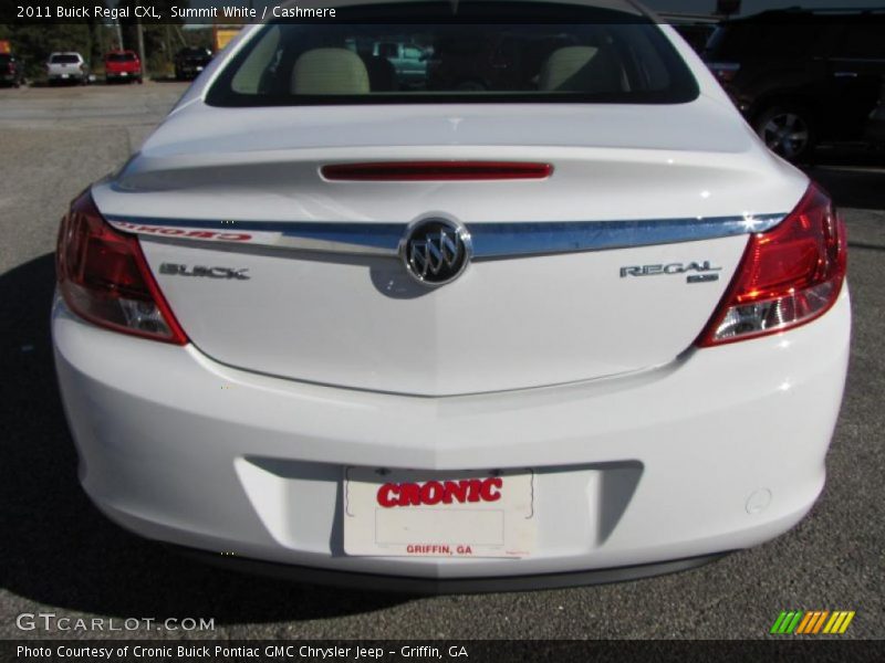 Summit White / Cashmere 2011 Buick Regal CXL