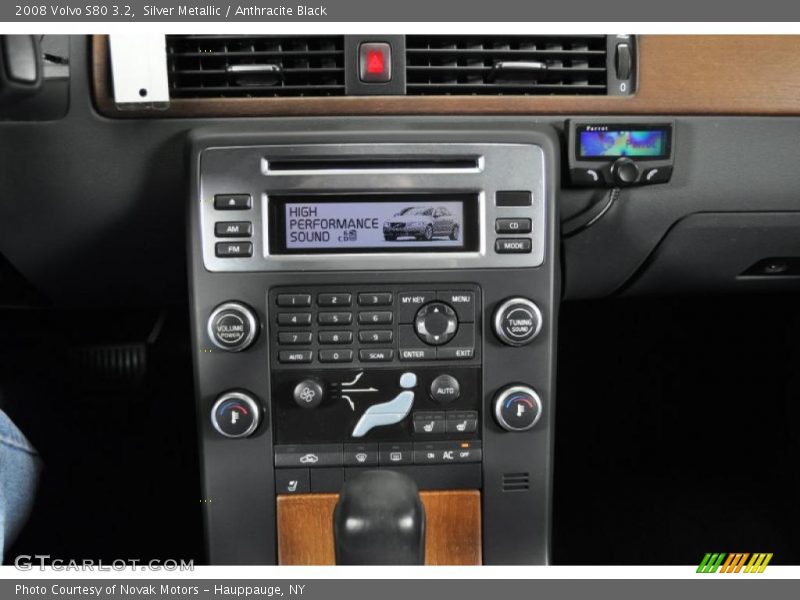Silver Metallic / Anthracite Black 2008 Volvo S80 3.2