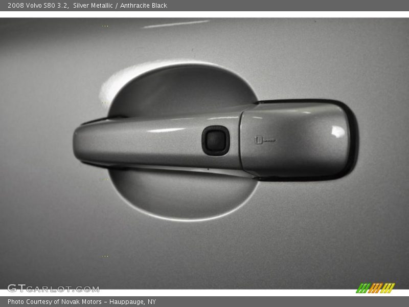 Silver Metallic / Anthracite Black 2008 Volvo S80 3.2
