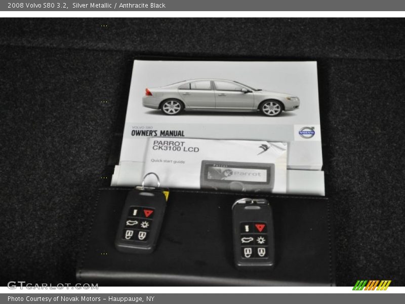 Silver Metallic / Anthracite Black 2008 Volvo S80 3.2