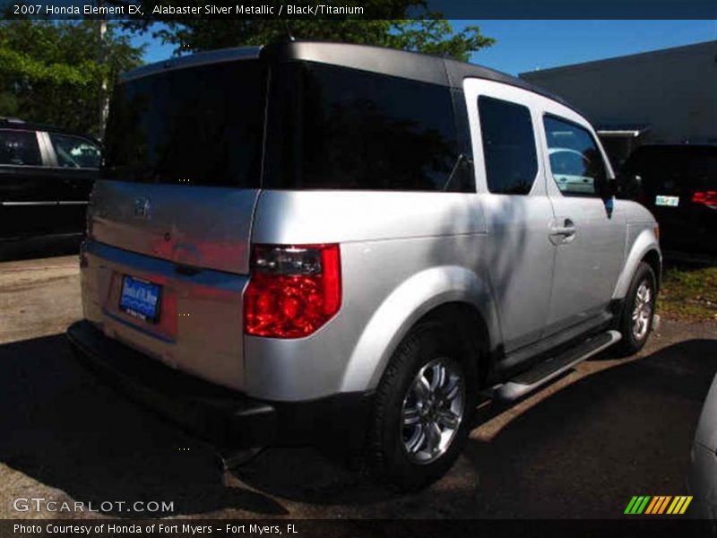 Alabaster Silver Metallic / Black/Titanium 2007 Honda Element EX