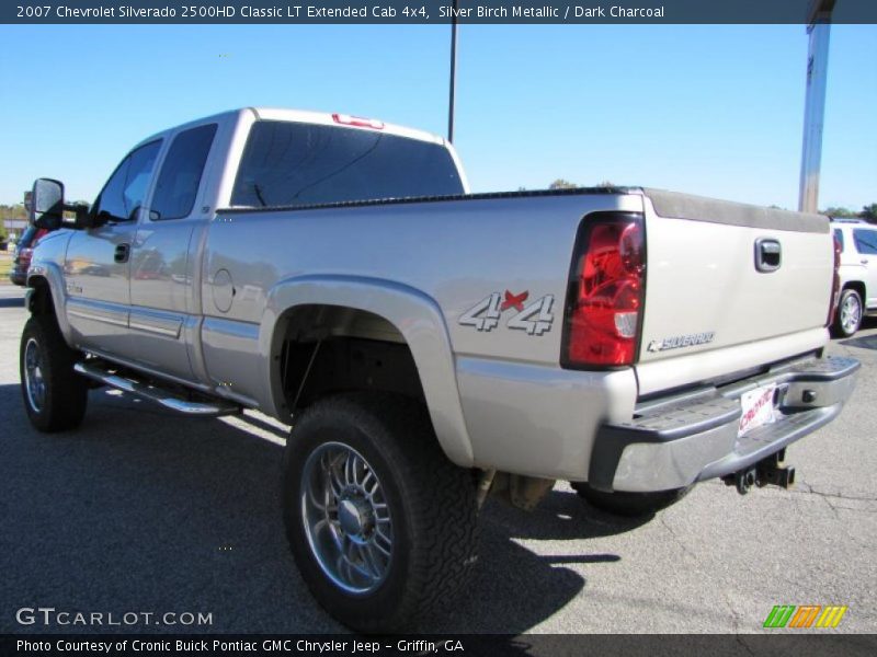 Silver Birch Metallic / Dark Charcoal 2007 Chevrolet Silverado 2500HD Classic LT Extended Cab 4x4