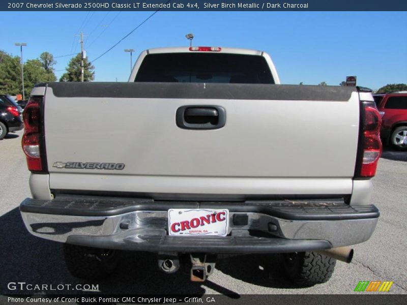 Silver Birch Metallic / Dark Charcoal 2007 Chevrolet Silverado 2500HD Classic LT Extended Cab 4x4