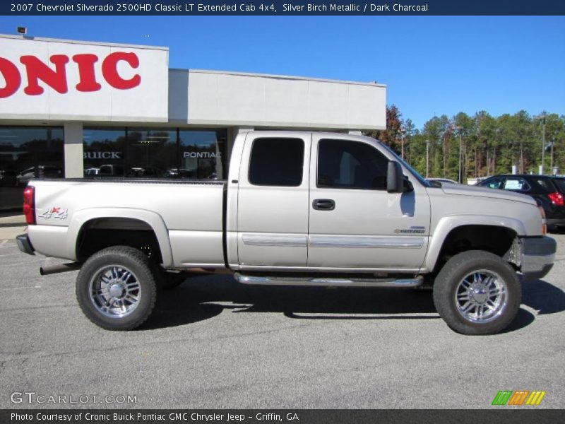 Silver Birch Metallic / Dark Charcoal 2007 Chevrolet Silverado 2500HD Classic LT Extended Cab 4x4