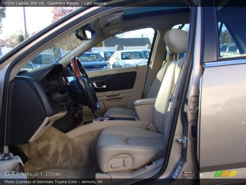 Cashmere Metallic / Light Neutral 2004 Cadillac SRX V8