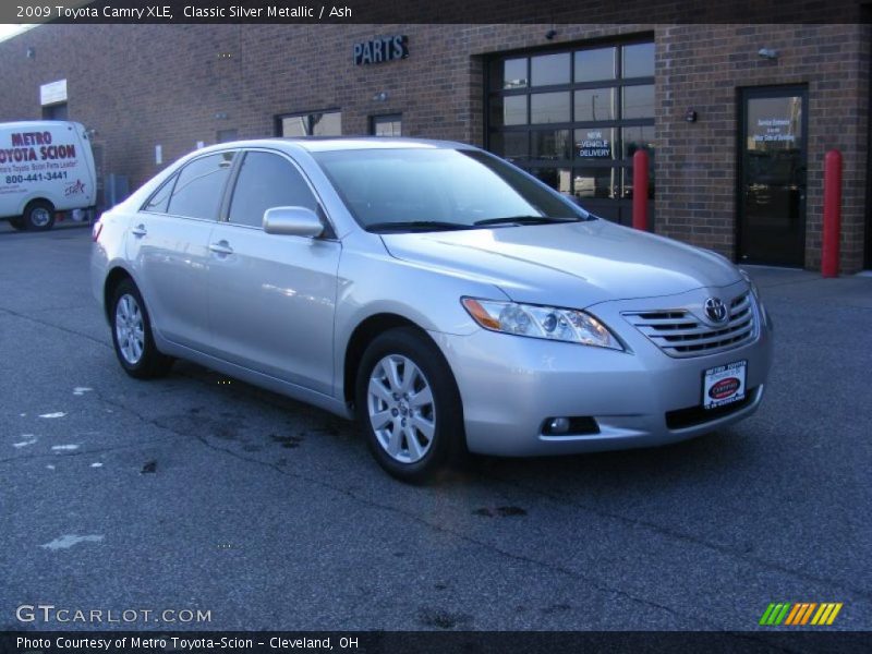 Classic Silver Metallic / Ash 2009 Toyota Camry XLE