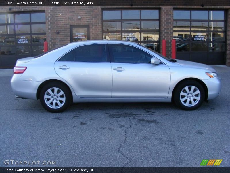 Classic Silver Metallic / Ash 2009 Toyota Camry XLE