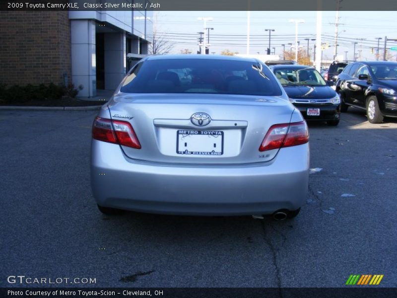 Classic Silver Metallic / Ash 2009 Toyota Camry XLE