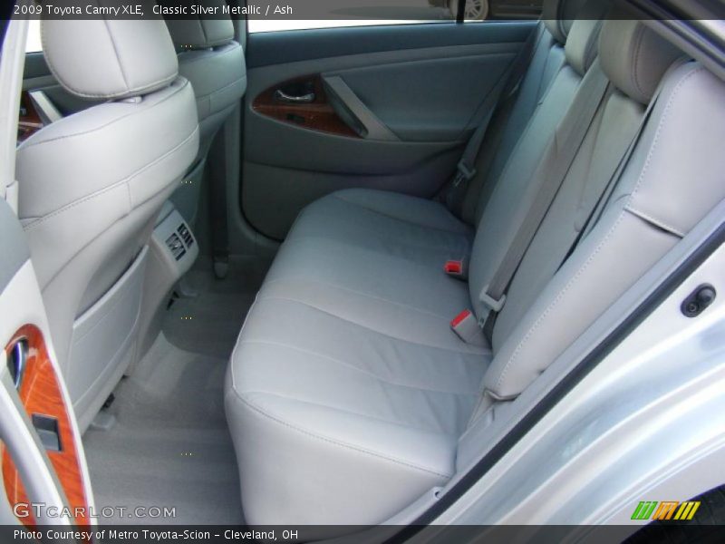 Classic Silver Metallic / Ash 2009 Toyota Camry XLE