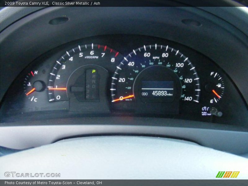 Classic Silver Metallic / Ash 2009 Toyota Camry XLE