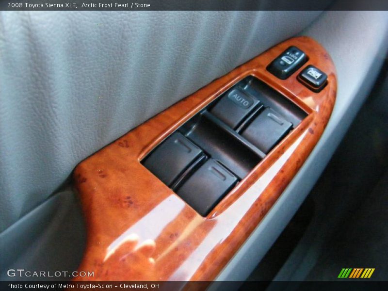 Arctic Frost Pearl / Stone 2008 Toyota Sienna XLE