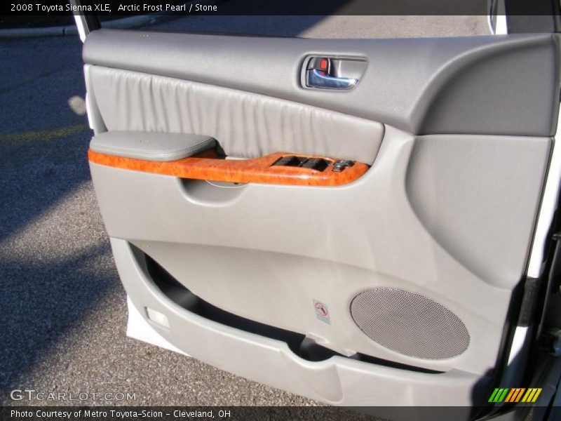 Arctic Frost Pearl / Stone 2008 Toyota Sienna XLE
