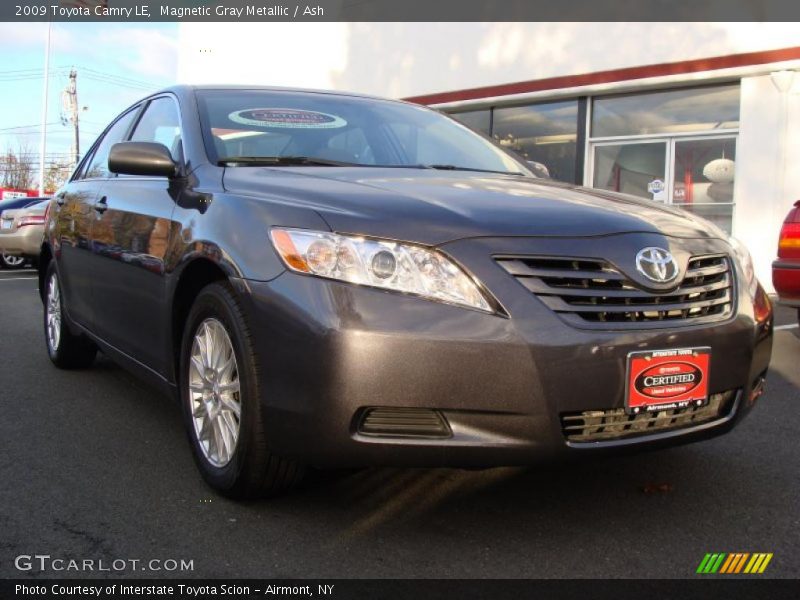 Magnetic Gray Metallic / Ash 2009 Toyota Camry LE